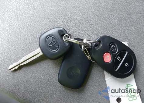 2010 Toyota Highlander Se V6 из США, поврежденный, VIN 5TDJK3EH2AS040903